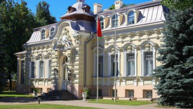 Photo of Дворец для «президента»: Тихановская положила глаз на здание посольства Беларуси в Литве